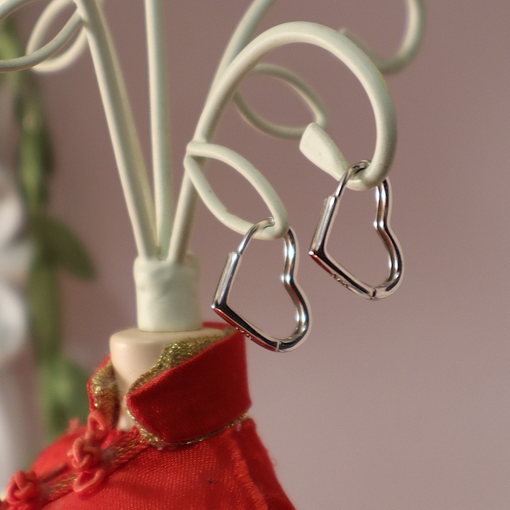 925 Sterling Silver Heart Hoop Earrings